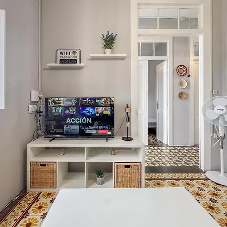 Lightbooking La Palma Apartment *